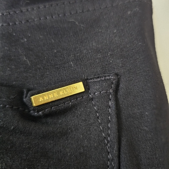 Black High Rise Skinny Anne Klein Jeans.  Slimming Spandex and Nylon. NWT - Picture 7 of 8